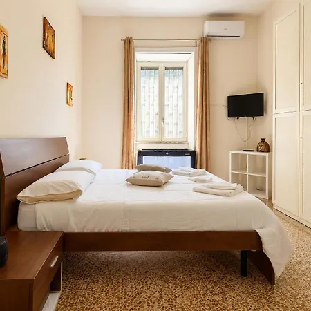La Casa Di Carlotta Apartment