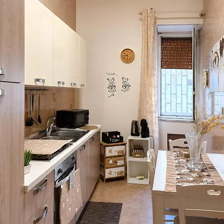 La Casa Di Carlotta Naples