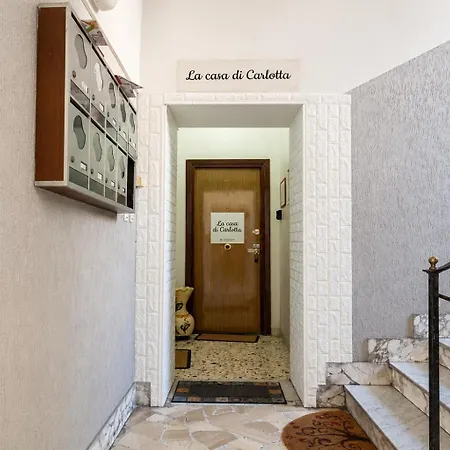 Apartment La Casa Di Carlotta *